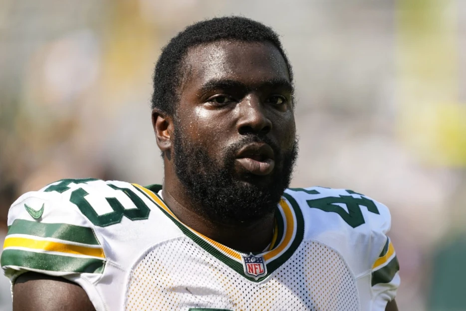 49ers Sign TE Messiah Swinson To P-Squad