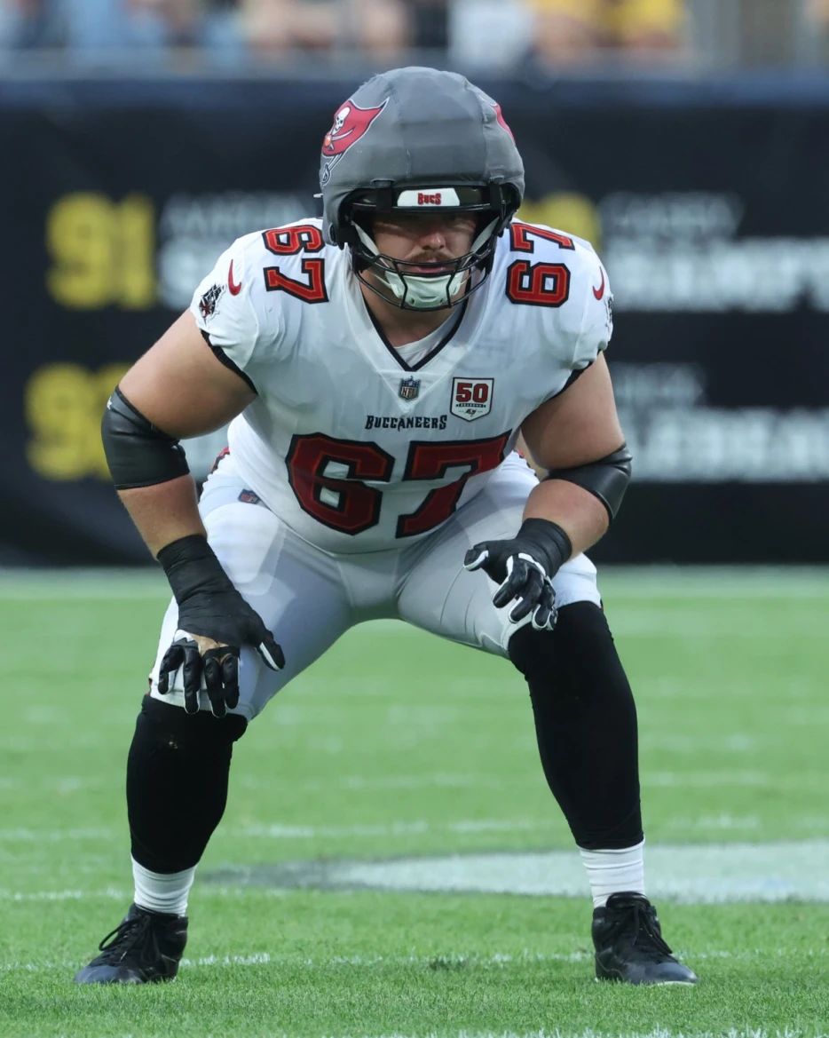 Buccaneers Receive Troubling Injury Update On Starting Right Tackle Luke Goedeke