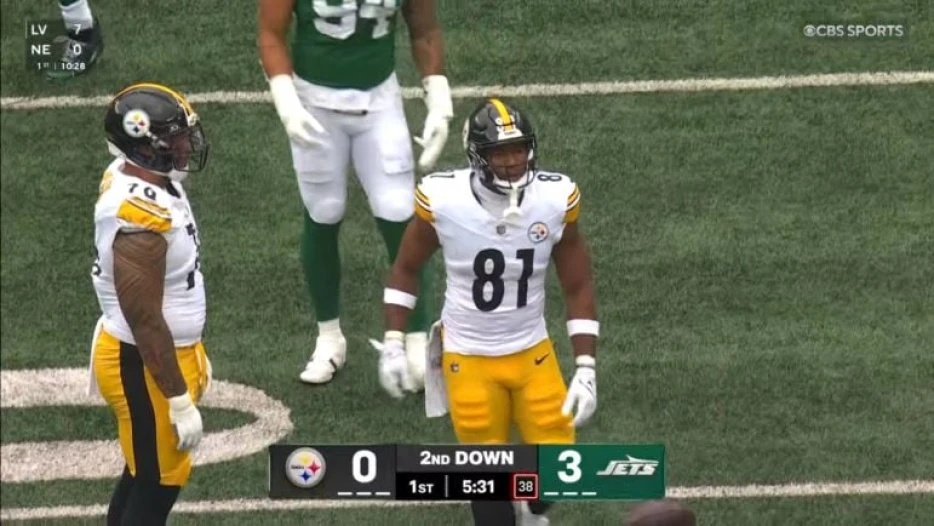‘Lot Of Plays That Was Left Out On The Field’: Jonnu Smith Says Steelers’ Offense Has ‘A Lot To Improve On’