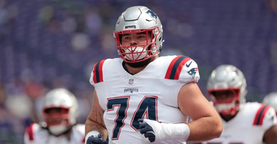 Patriots re-sign Jack Conley to practice squad in swap of rookie guards