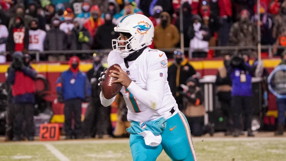 Rival Plummets To Last In Quarterback Rankings Before Facing Patriots