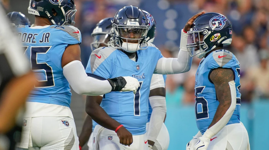 Why Cam Ward refuses to trash his Titans teammates for awful drops
