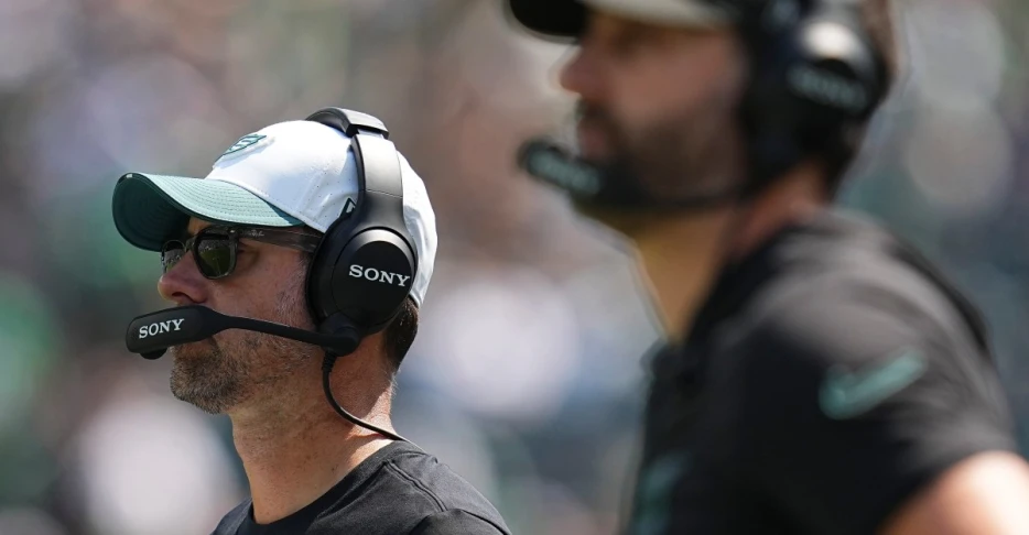 Chiefs-Eagles 5 questions with the enemy: 4 offensive coordinators in 4 seasons?