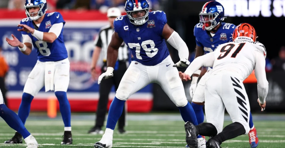 Cowboys injuries: DaRon Bland ruled out, Andrew Thomas doubtful for Giants