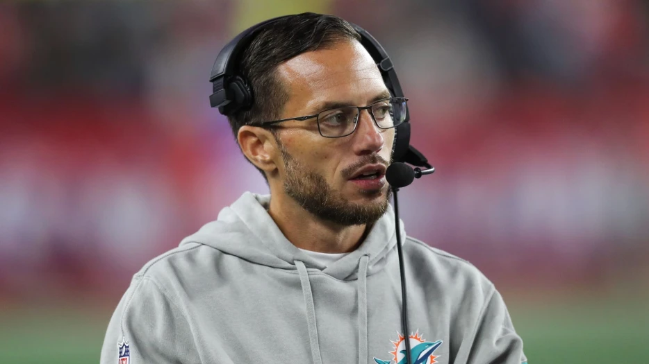 Dolphins WR To Play, Former Pro Bowler Ruled Out Vs. Patriots