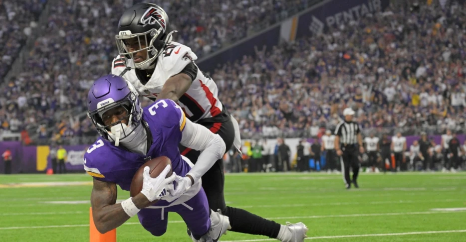 Falcons expected underdogs against Vikings on SNF