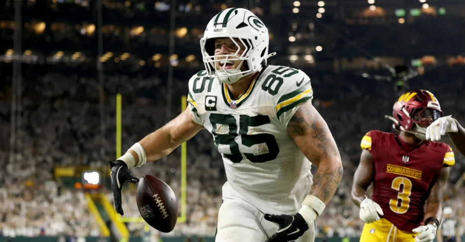 Packers beat Commanders 27-18 in what should have been a blowout