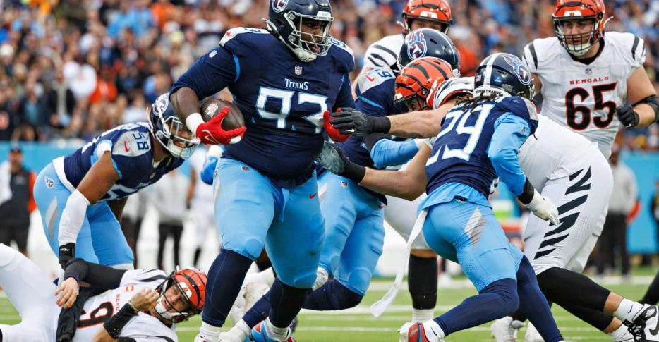 T’Vondre Sweat and JC Latham ruled OUT Sunday