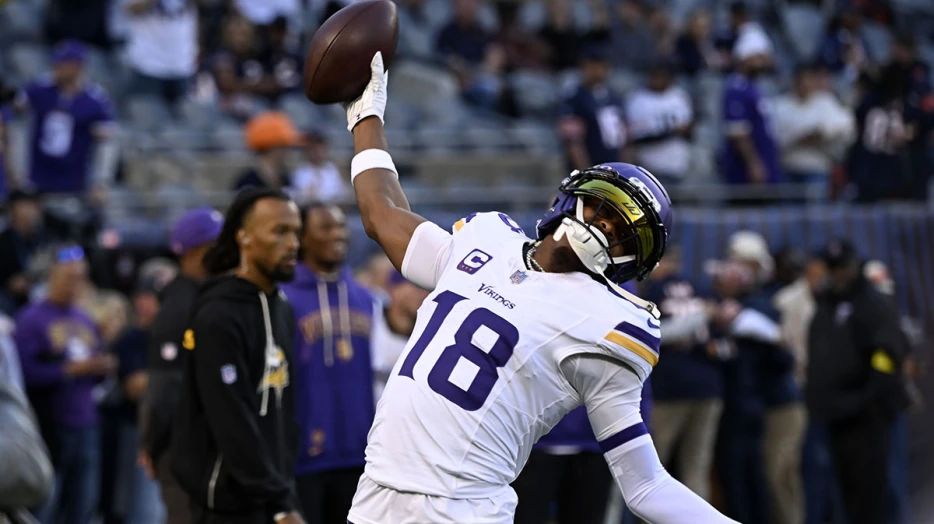 Vikings’ Justin Jefferson is one catch away from NFL history