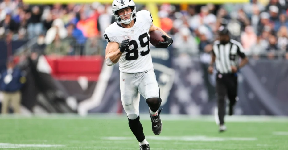 Brock Bowers practiced Saturday, questionable to play against Chargers
