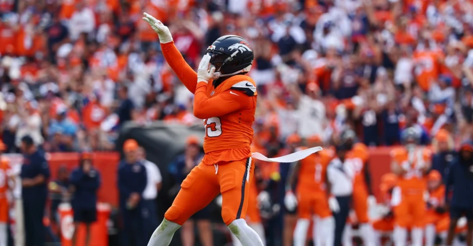 Broncos defensive line rotation allows them to be dominant