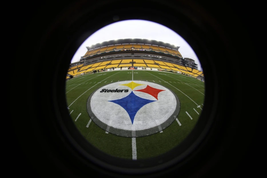 Steelers Elevating LB Jon Rhattigan Against Seahawks
