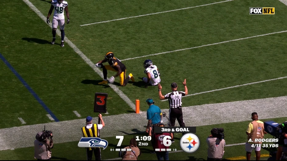 Aaron Rodgers finds DK Metcalf in the endzone for a 3-yd TD, giving Steelers lead over Seahawks | NFL Highlights