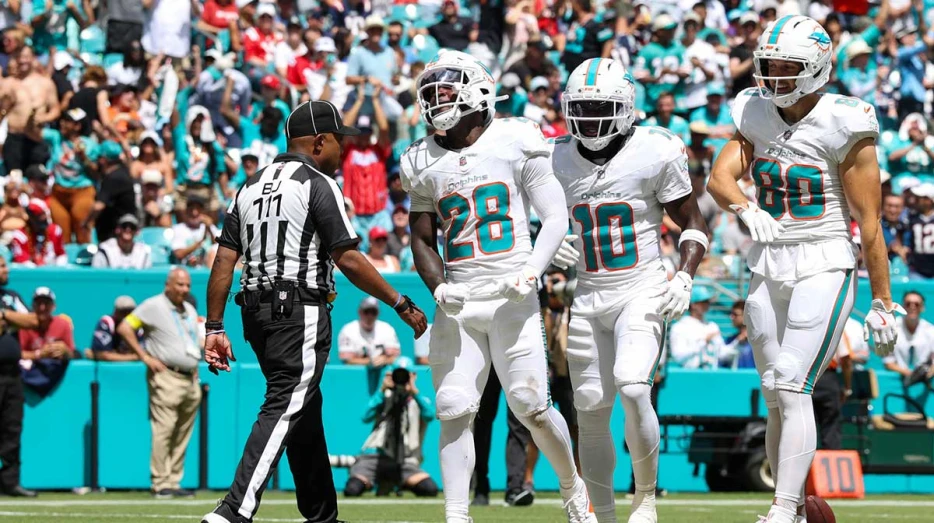How close De’Von Achane, Dolphins came to game-winning TD vs. Patriots