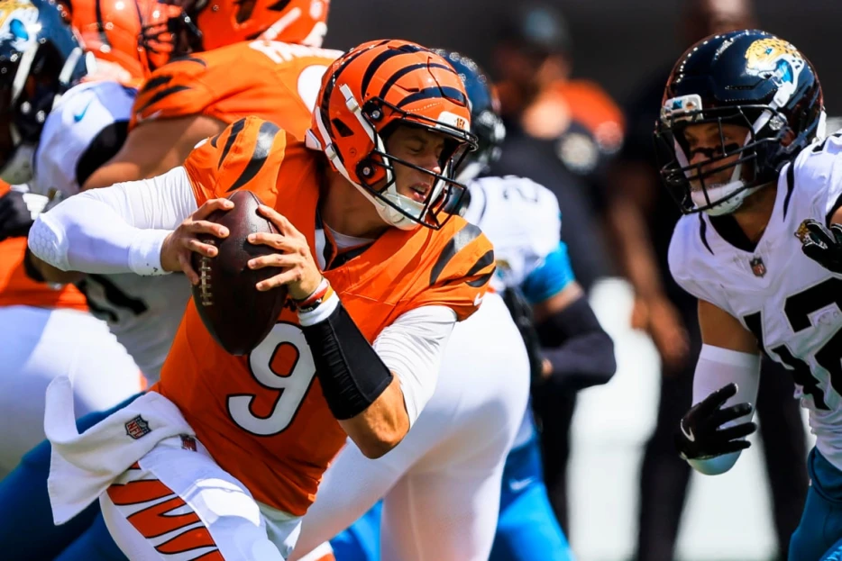 Joe Burrow Ankle Injury Forces Cincinnati Bengals QB From Game