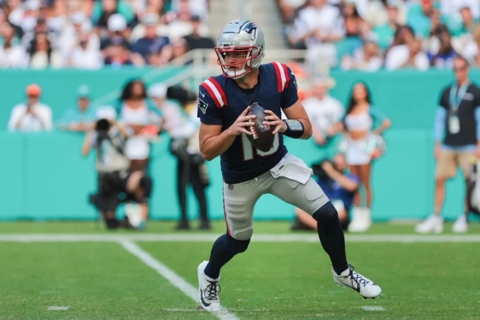 Reaction: Patriots 33, Dolphins 27