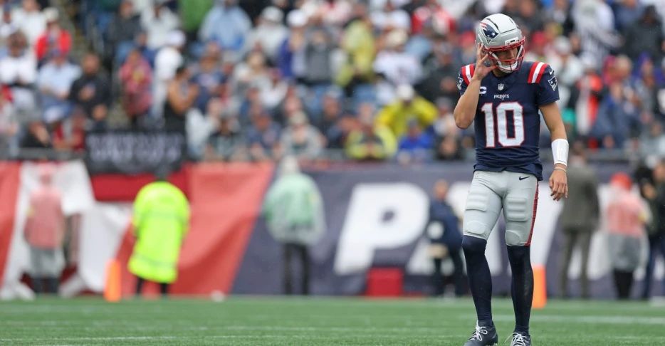 Sunday Patriots Notes: Drake Maye needs to relax (and so do we)