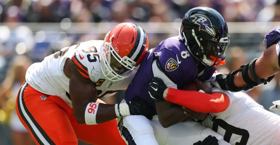 Browns, Ravens Winners &amp; Losers: Cleveland gets blown out