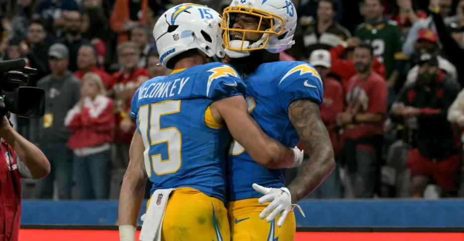 Chargers Daily Links: Chiefs fall to 0-2, Broncos 1-1