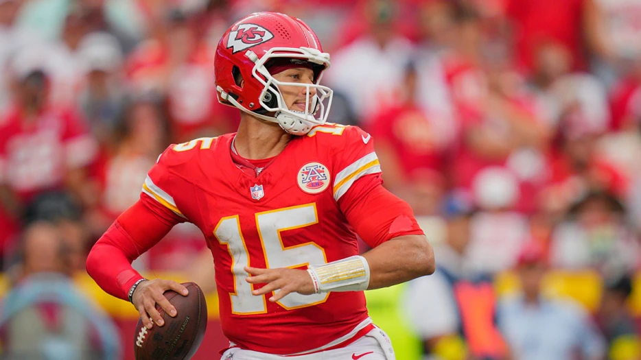 Chiefs’ Patrick Mahomes hits stunning career low with loss to Eagles