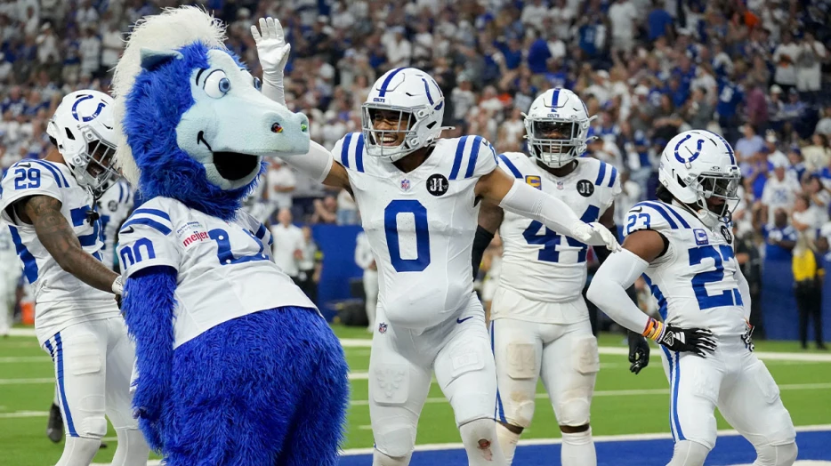 Colts’ Cam Bynum hits hilarious celebration with Indy mascot after monster interception