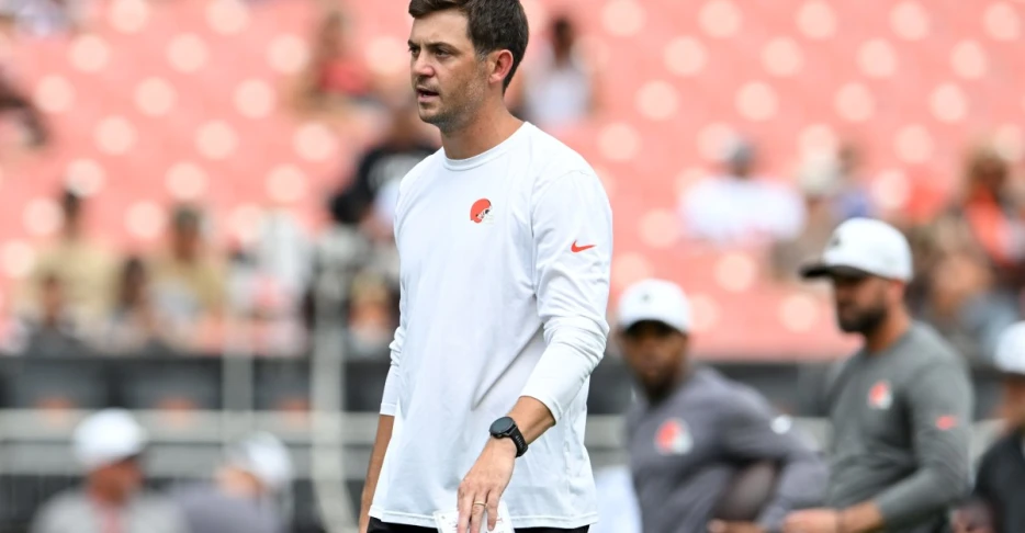 Could the Browns lose a coach to the college ranks?