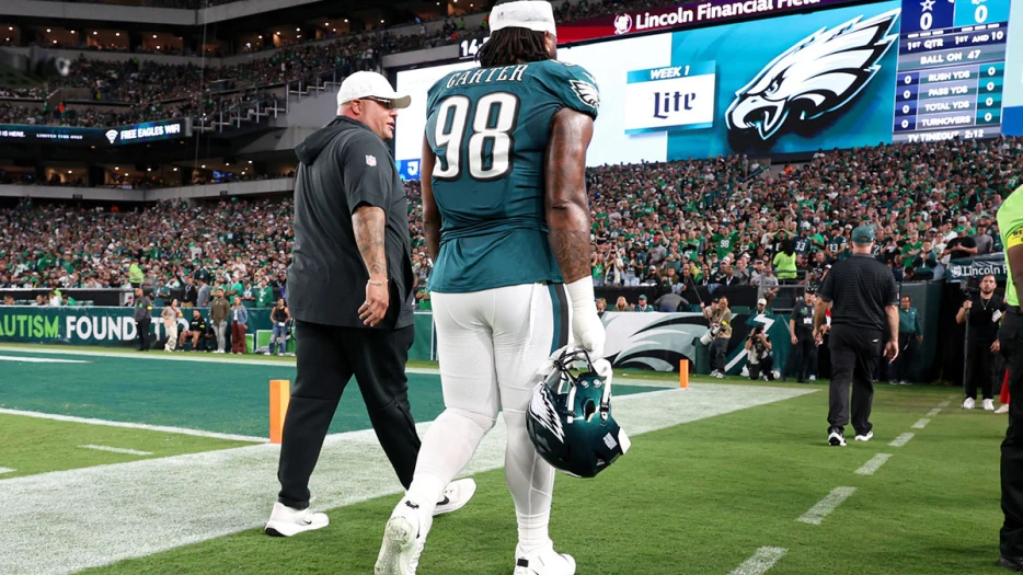 Eagles’ Nick Sirianni explains decision to not bench Jalen Carter for spitting incident