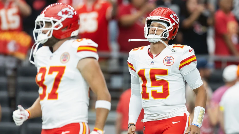 Kay Adams reviews Travis Kelce, Patrick Mahomes’ Taylor Swift-inspired drink
