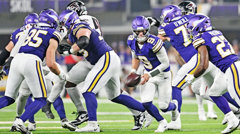 Vikings’ Justin Skule left Falcons loss early, went into concussion protocol