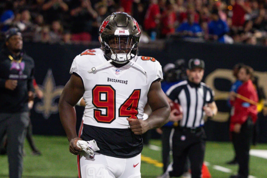Buccaneers DL Calijah Kancey Suffers Pectoral Tear