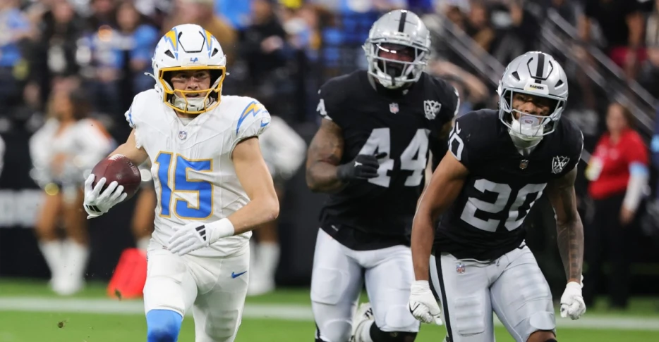 Buccaneers-Texans, Chargers-Raiders “Monday Night Football” discussion