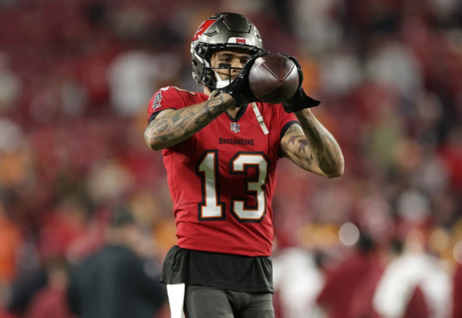 Buccaneers WR Mike Evans Could Retire Following 2025 Season