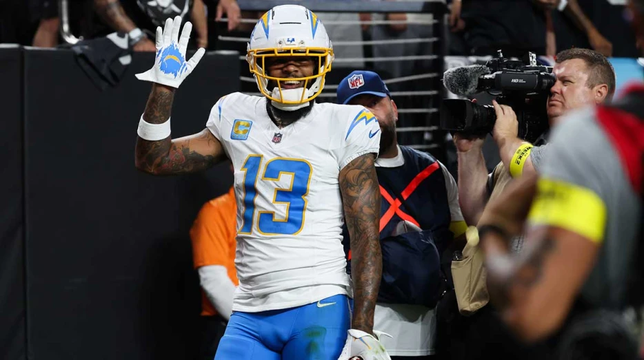 Chargers’ Keenan Allen yells NSFW message to Raiders fans