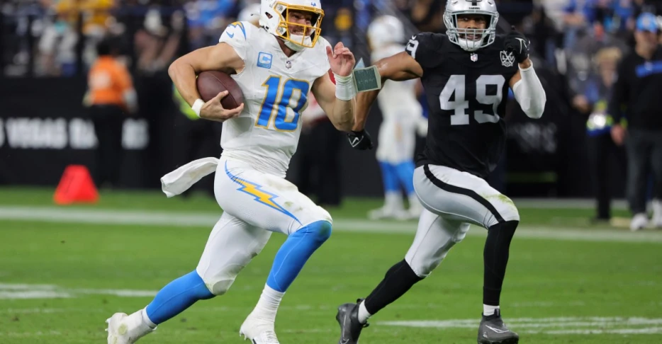 Chargers vs. Raiders: Monday Night Football Open Thread