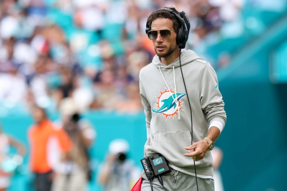 Identifying 6 Miami Dolphins Coaching Candidates to Replace Mike McDaniel