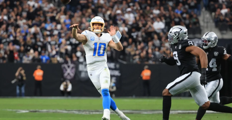 Monday Night Football-Late Game: Los Angeles Chargers @ Las Vegas Raiders Live Thread &amp; Game Information