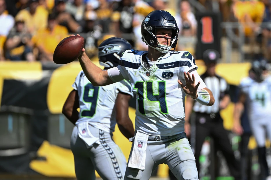 NFC Notes: Sam Darnold, Mac Jones, 49ers, Cardinals, Seahawks