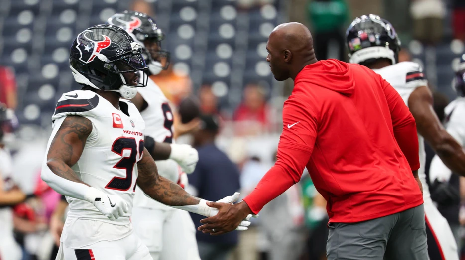Texans HC DeMeco Ryans gets brutally honest on offensive woes vs. Buccaneers