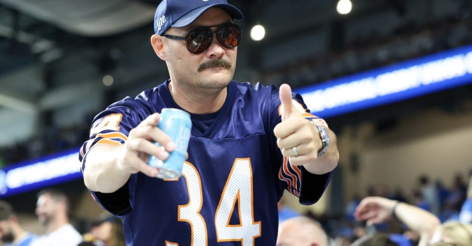 The Bear’s Den, September 16, 2025