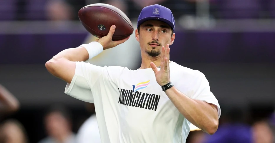 Vikes Views: Carson Wentz or Max Brosmer?