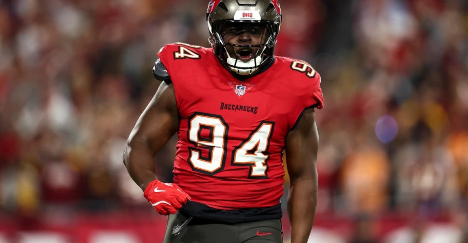 Calijah Kancey will reportedly miss the rest of 2025