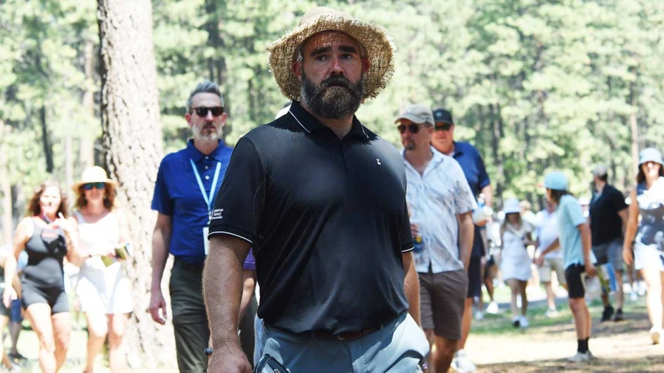 Eagles legend Jason Kelce drops mic on people ‘riled up’ over Tush Push