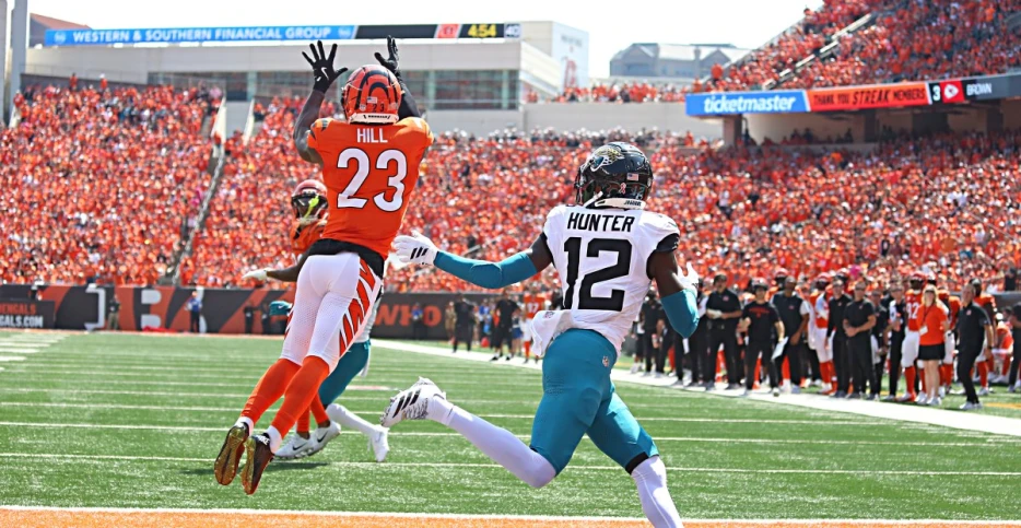 ESPN and PFF data agree: this Bengals defense is playing well