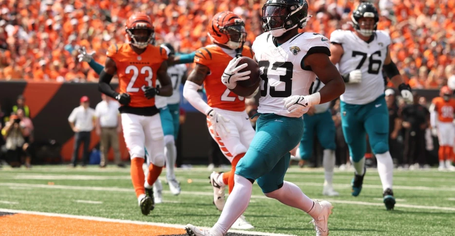 Jaguars Rookie Report: Travis Hunter’s costly penalty &amp; more in Week 2