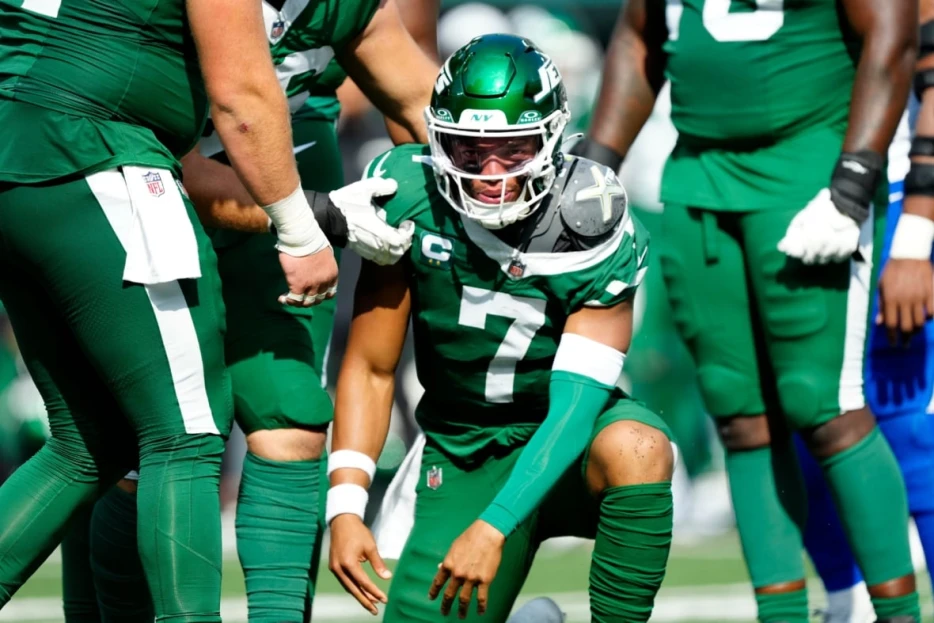 Jets Rule Out QB Justin Fields For Week 3