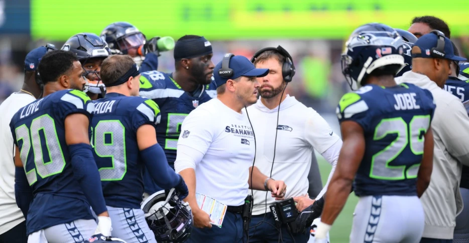 Seahawks defense takes early lead as NFL’s best at affecting the quarterback