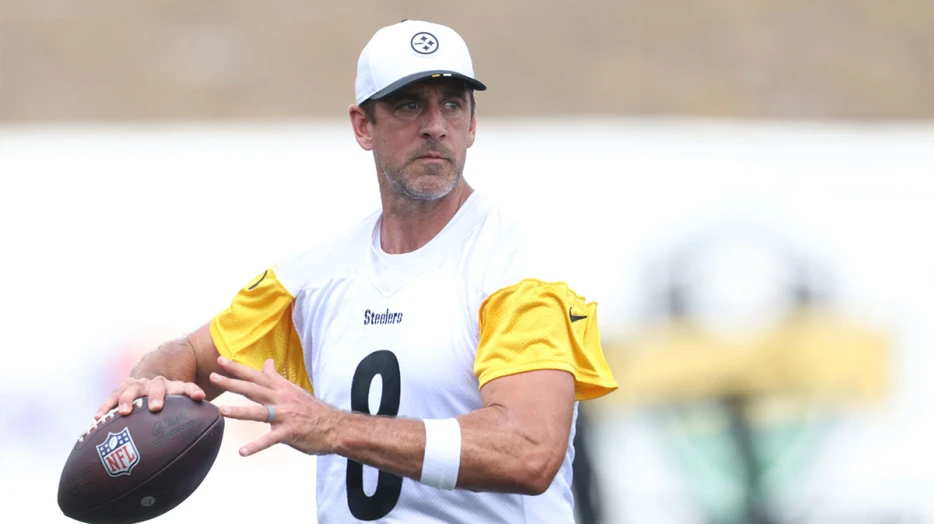Steelers rumors: Insider hits Aaron Rodgers-led offense with major ‘doubts’