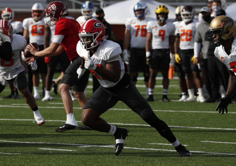 Steelers Try Out WR with Ties to Aaron Rodgers