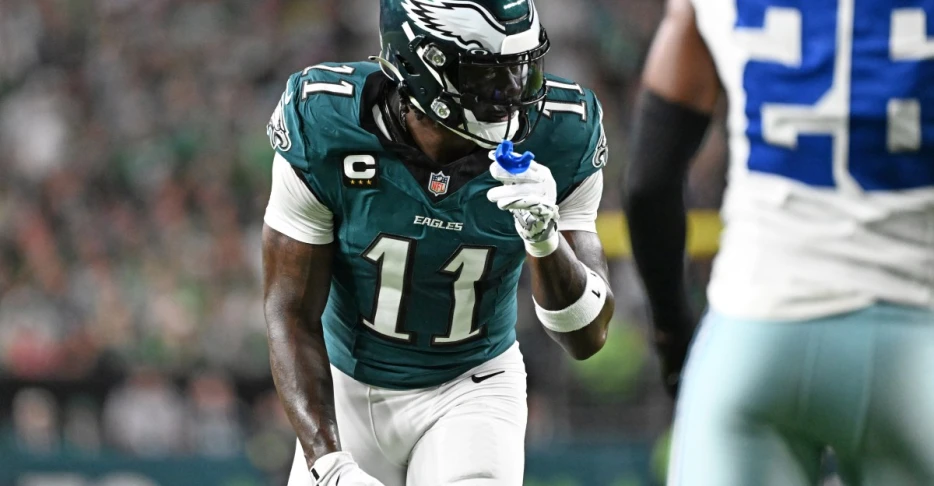 5Qs, 5As with Bleeding Green Nation: What’s behind A.J. Brown’s slow start?