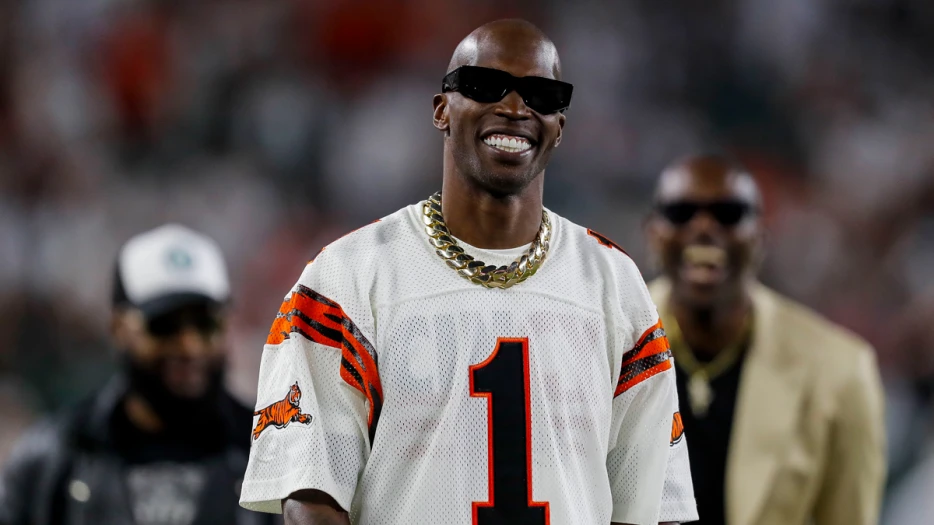 Chad Johnson claims he still prank calls Bengals’ Zac Taylor with 2-word message